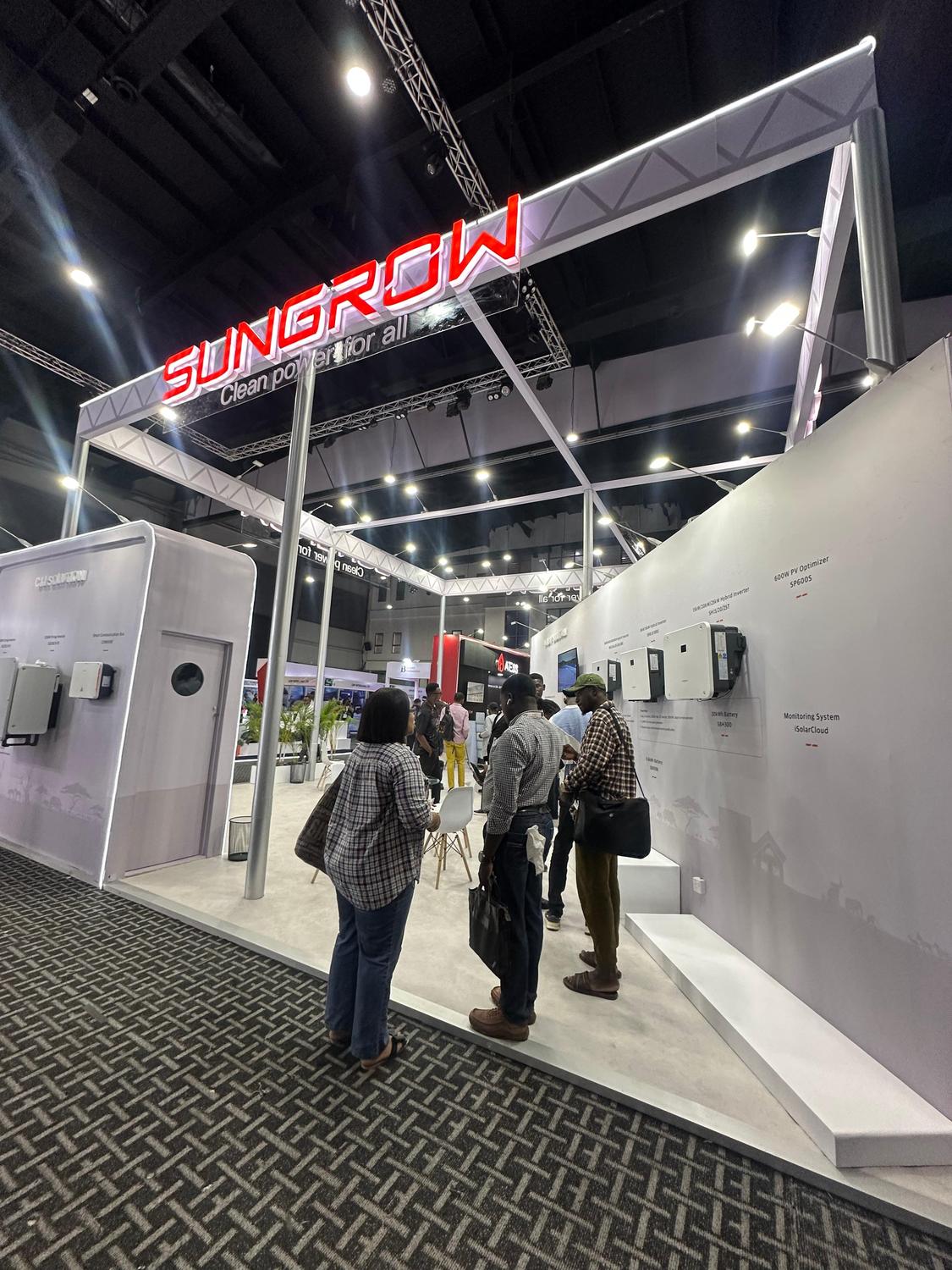 25年1月尼日利亚太阳能展03.jpg