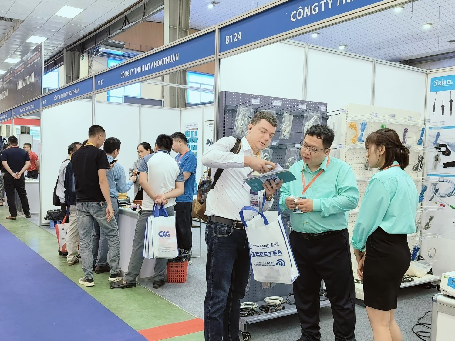 24年越南线缆展02.jpg
