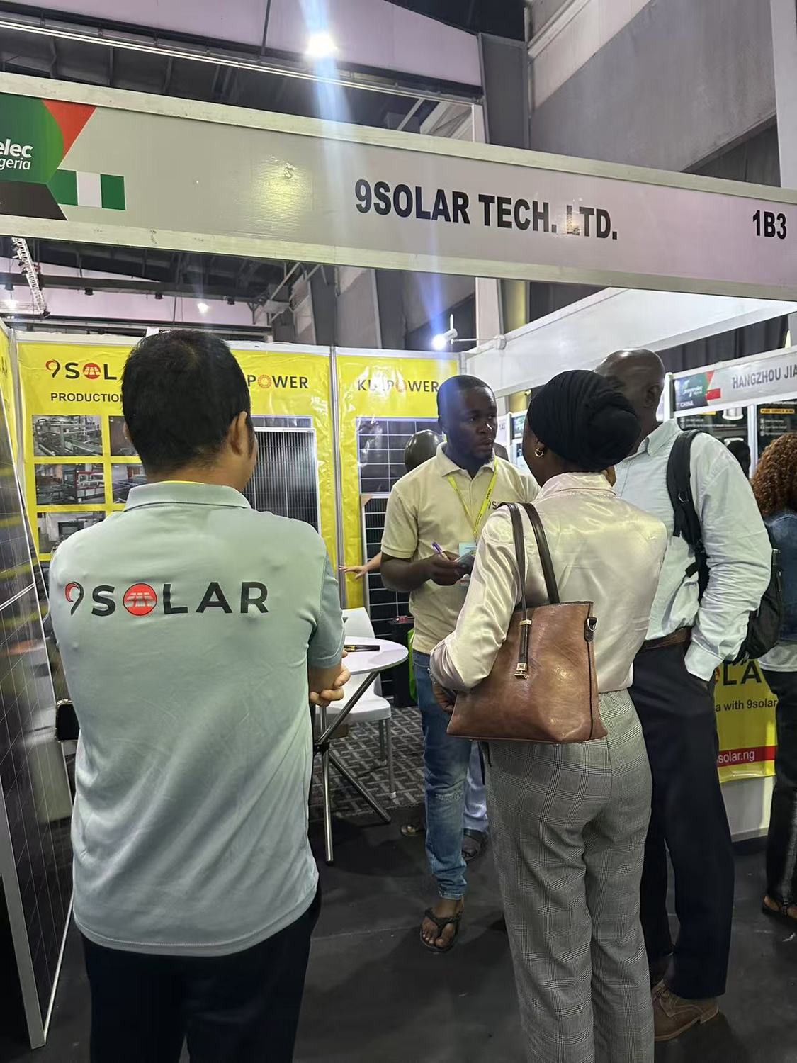 25年1月尼日利亚太阳能展06.jpg
