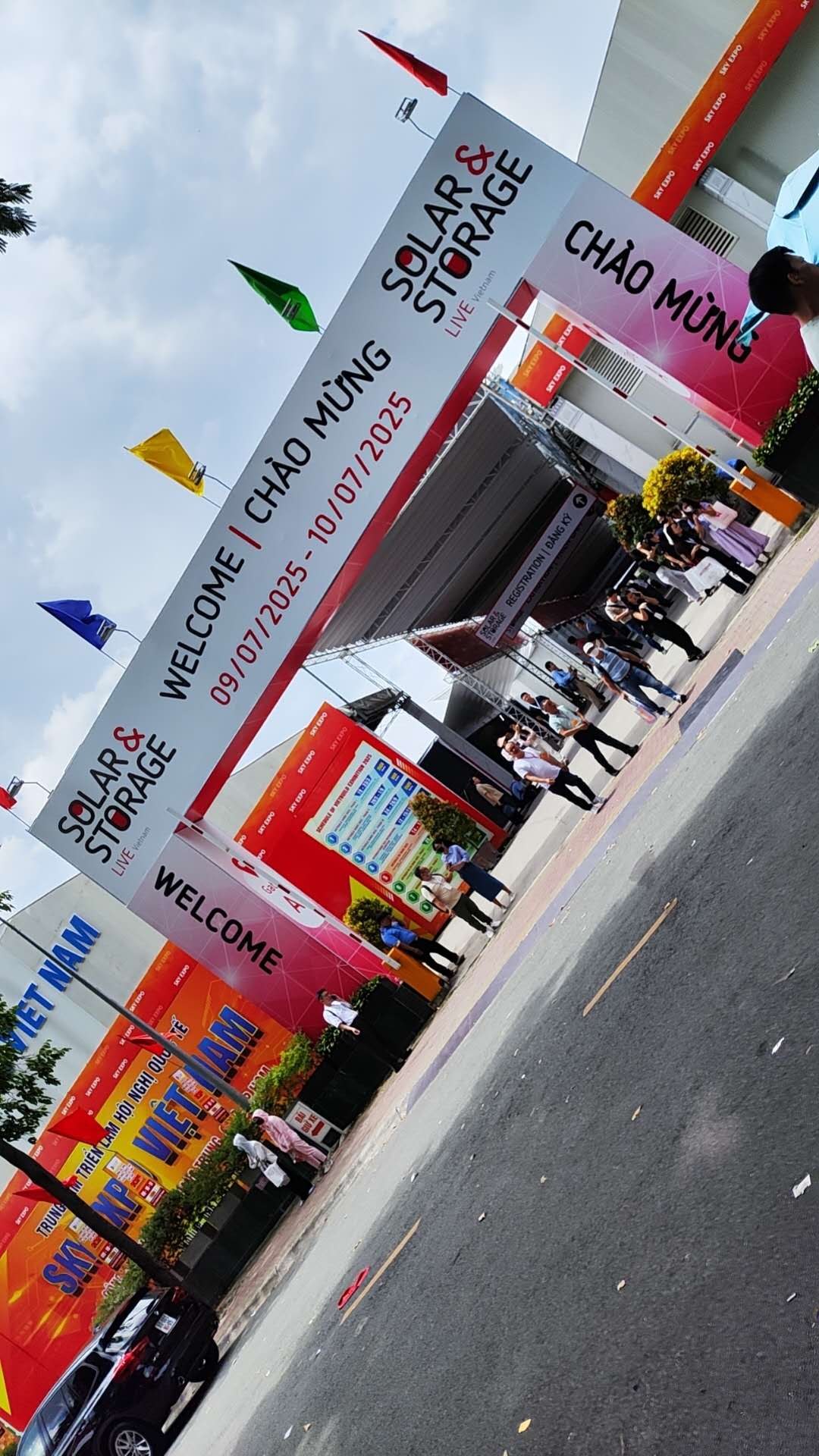 25年7月越南太阳能展02.jpg